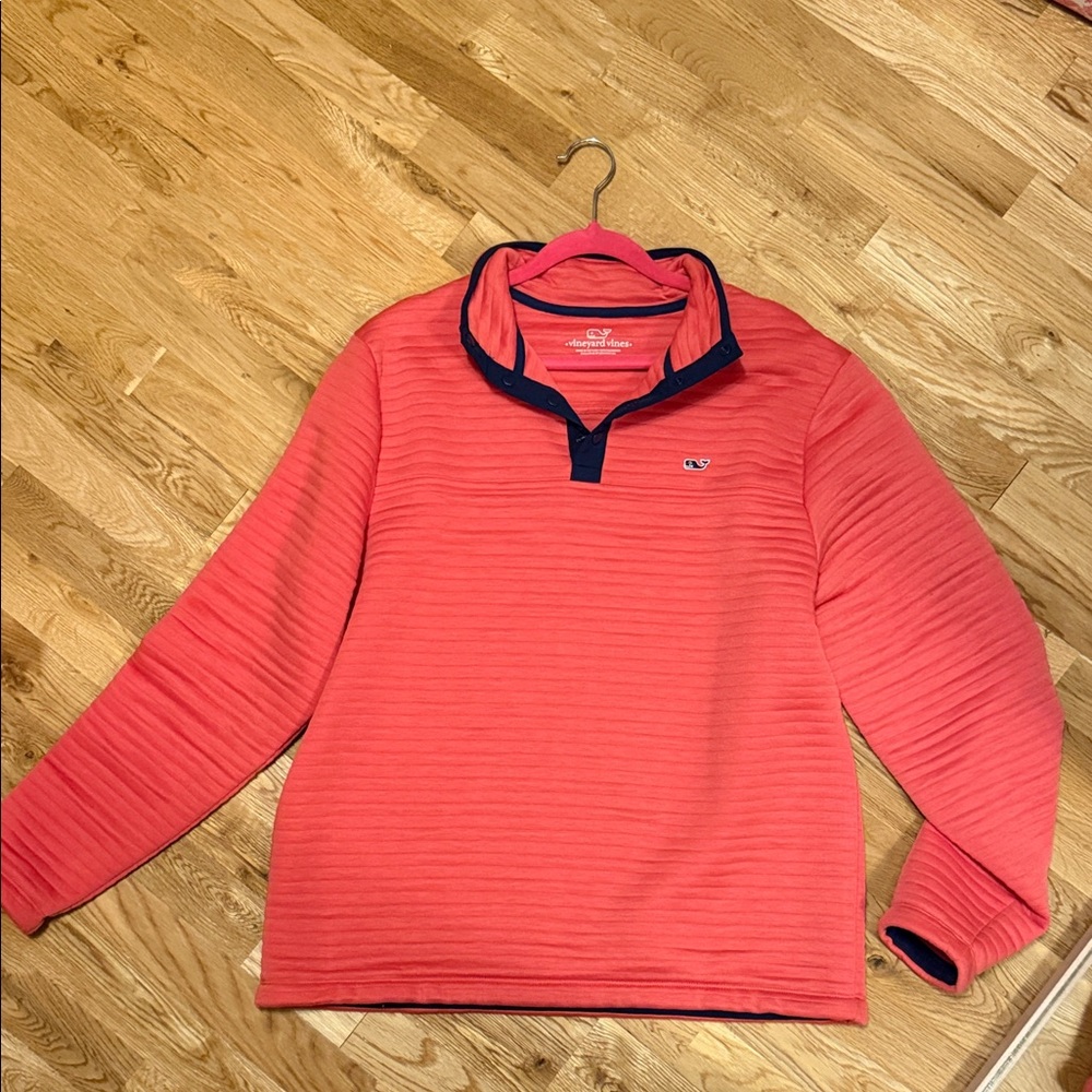 Vineyard Vines coral with navy trim popover jacket size medium